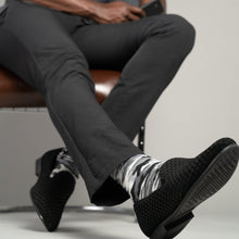 Load image into Gallery viewer, MEN'S SILVER CREW SOCKS | BLACK CAMO