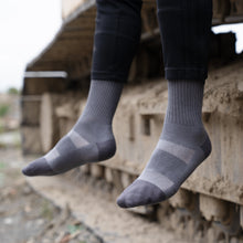 Load image into Gallery viewer, MEN'S SILVER WORK SOCKS | GREY