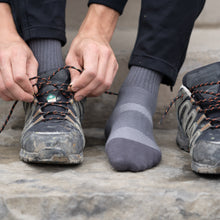 Load image into Gallery viewer, MEN'S SILVER WORK SOCKS | GREY