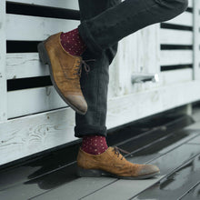 Load image into Gallery viewer, MEN'S SILVER CREW SOCKS | DOTTED ROUGE