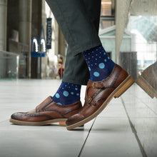 Load image into Gallery viewer, MEN'S SILVER CREW SOCKS | THE BLUES