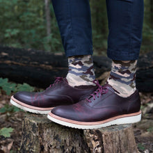 Load image into Gallery viewer, MEN'S SILVER CREW SOCKS | BROWN CAMO