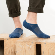 Load image into Gallery viewer, MEN'S SILVER NO SHOW SOCKS | DENIM BLUE