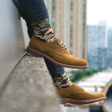 Load image into Gallery viewer, MEN'S SILVER CREW SOCKS | BROWN CAMO
