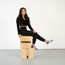 Load image into Gallery viewer, WOMEN'S SILVER ANKLE SOCKS | PINK - MEDIUM
