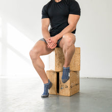 Load image into Gallery viewer, MEN'S SILVER ANKLE SOCKS | DENIM
