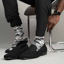 Load image into Gallery viewer, MEN'S SILVER CREW SOCKS | BLACK CAMO
