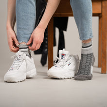 Load image into Gallery viewer, WOMEN'S SILVER QUARTER SOCKS | GREY
